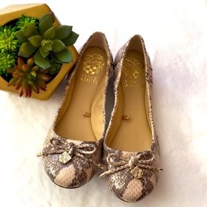 Vince Camuto Flats